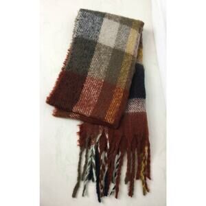 Time and Tru Plaid Womens Blanket Scarf NWT